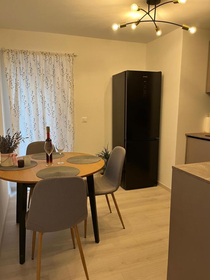 Apartment A & N With Free Private Parking Pula Exteriér fotografie